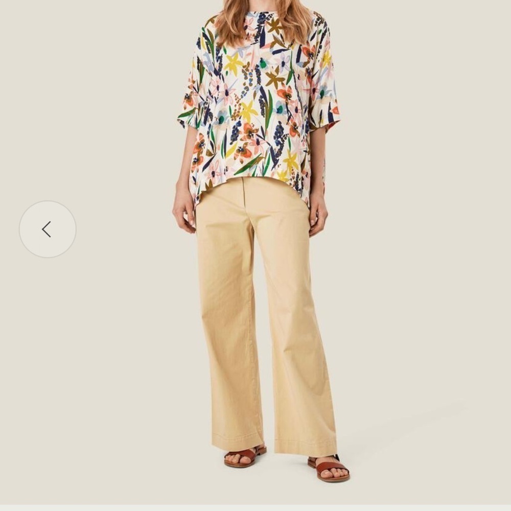 Masai Pamela Straight Leg Cropped Trouser in Pale Khaki Size Large